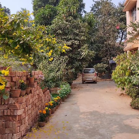 Hotel Marttik Gardens Jhargram Esterno foto